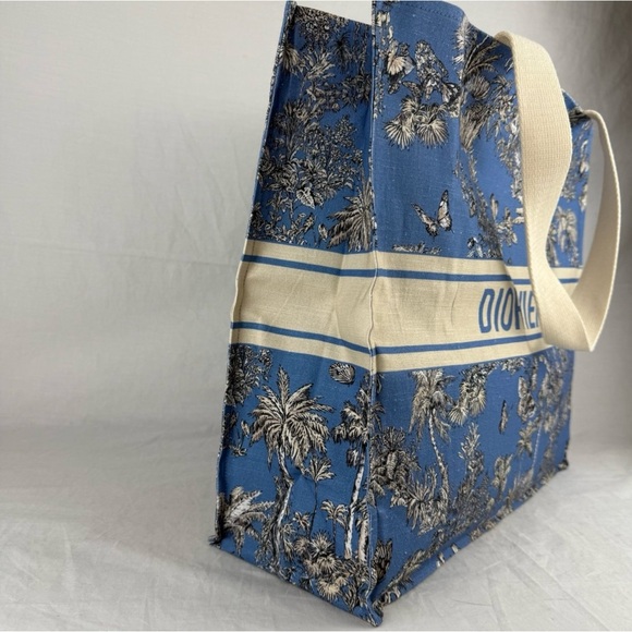 Dior DIORRIVIERA Butterfly 🦋 Tote - Picture 4 of 8